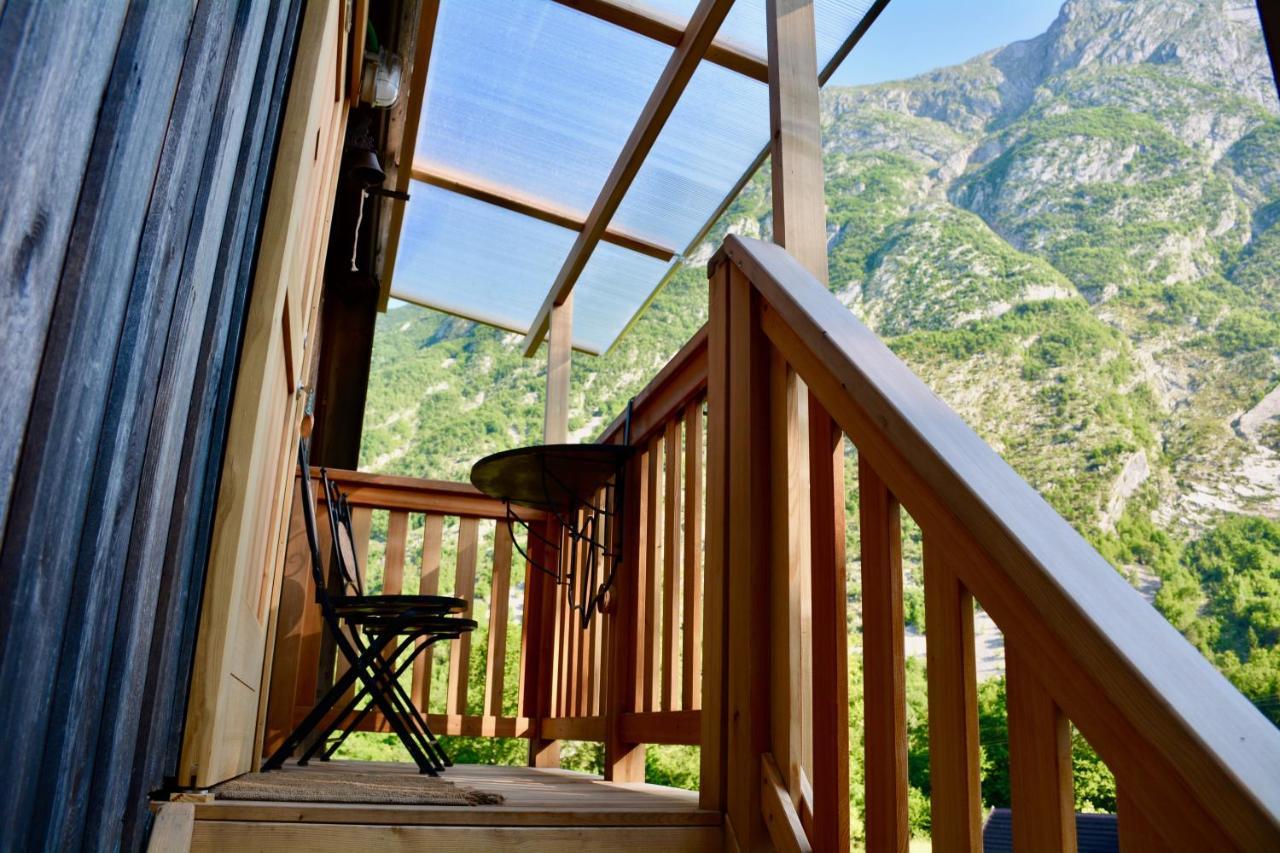 Apartment Domi Soča Zewnętrze zdjęcie