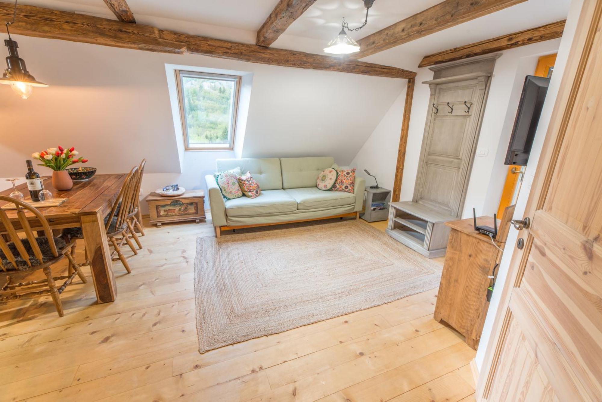 Apartment Domi Soča Zewnętrze zdjęcie